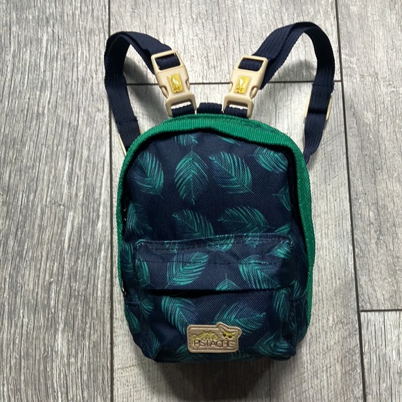 PETITE PISTACHE SMALL DOG BACKPACK HARNESS - Picture 9 of 10